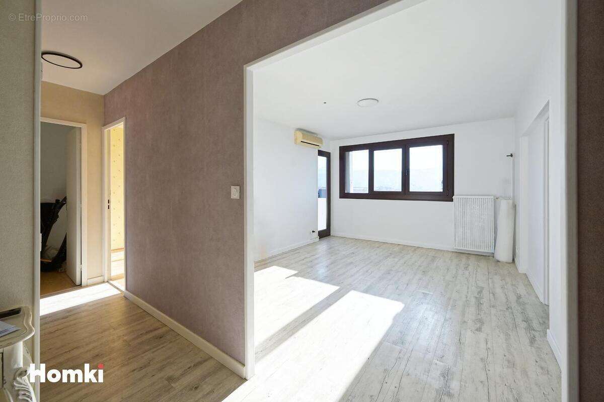 Appartement à ECHIROLLES