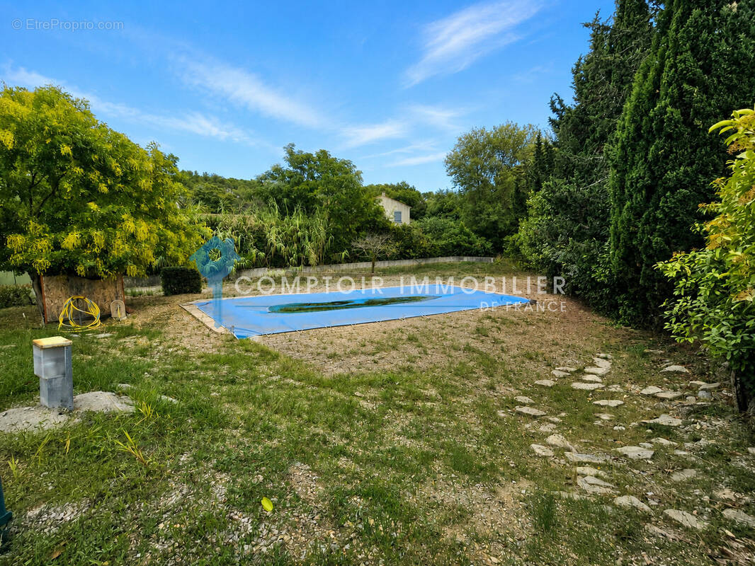 Terrain à PRADES-LE-LEZ