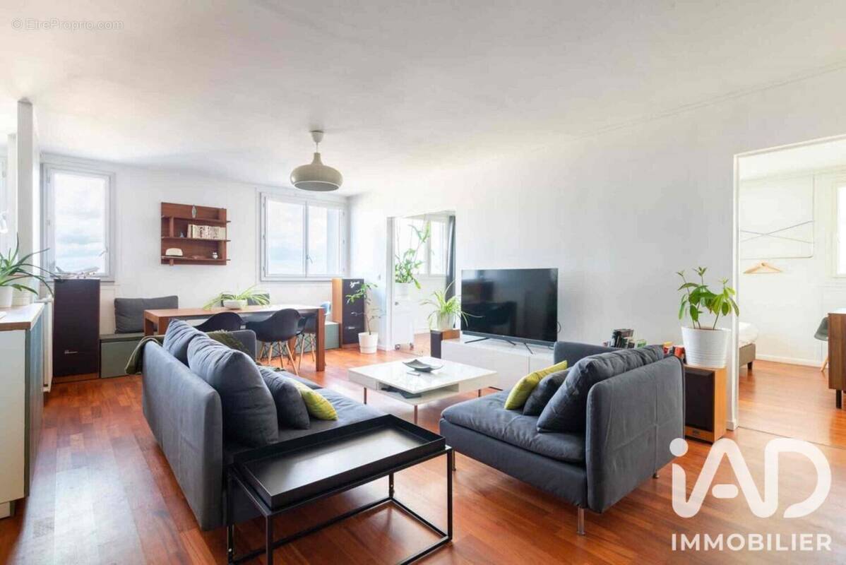 Photo 1 - Appartement à PARIS-19E