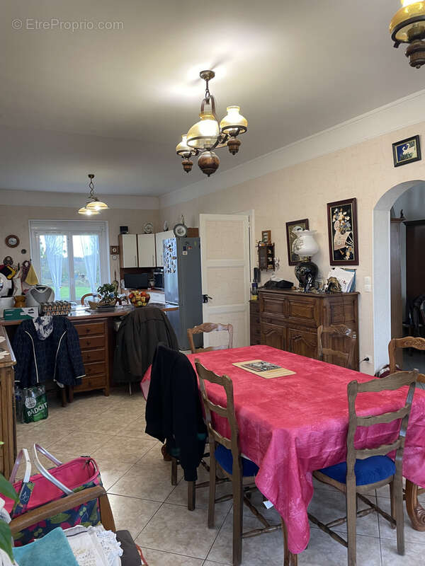 Maison à CHARLY