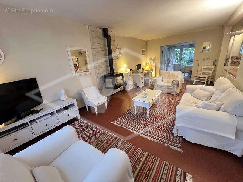 Maison à COMBS-LA-VILLE