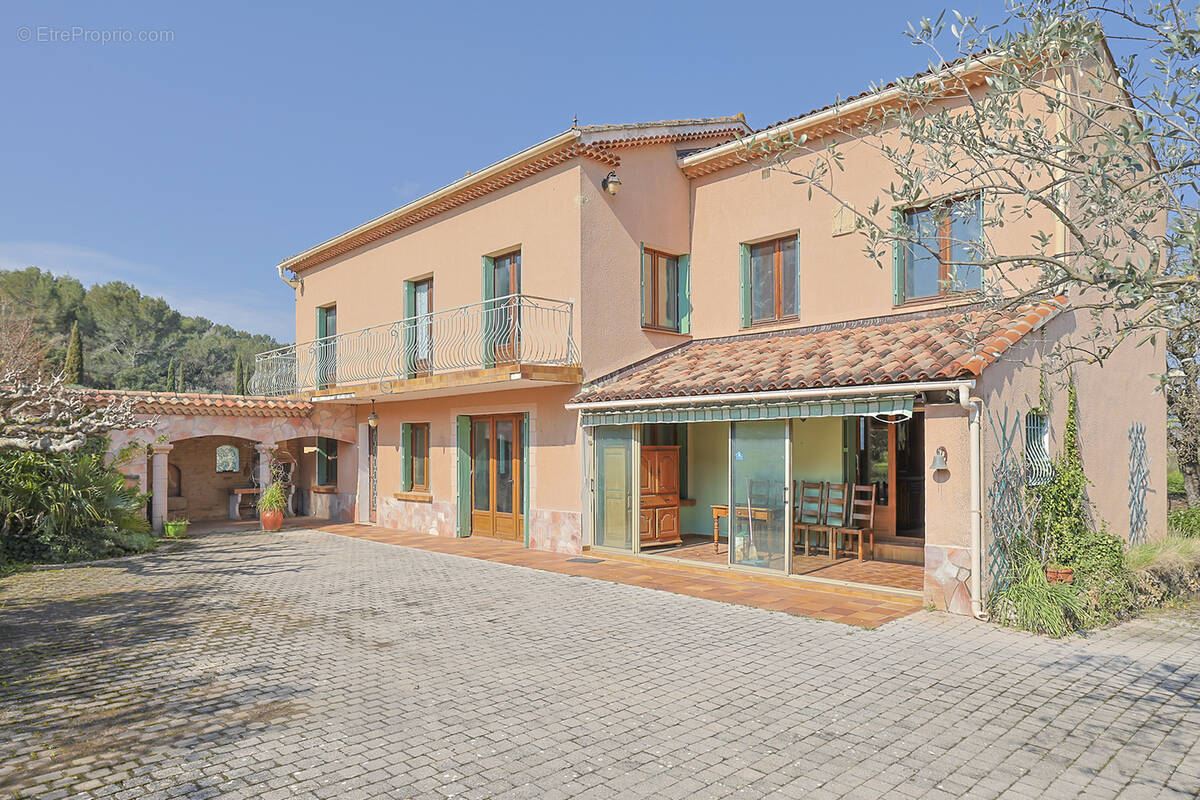 Maison à PIERREFEU-DU-VAR