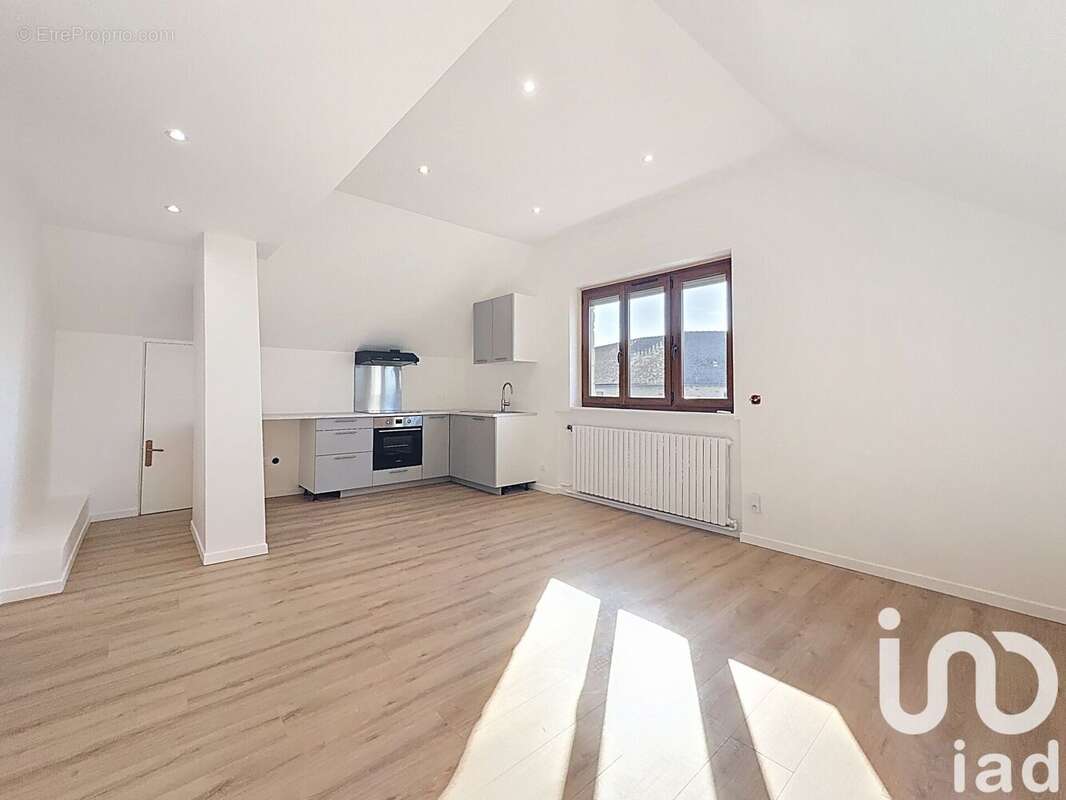 Photo 2 - Appartement à MAUCHAMPS