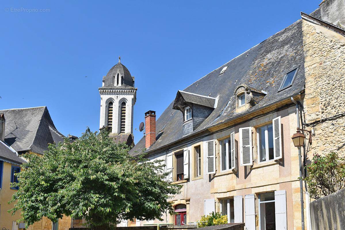 Maison à MONTIGNAC