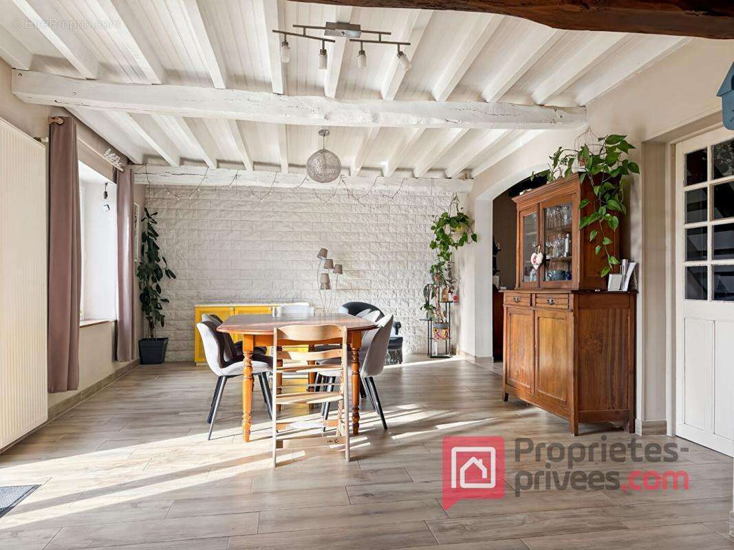 Maison à VILLE-SUR-ARCE