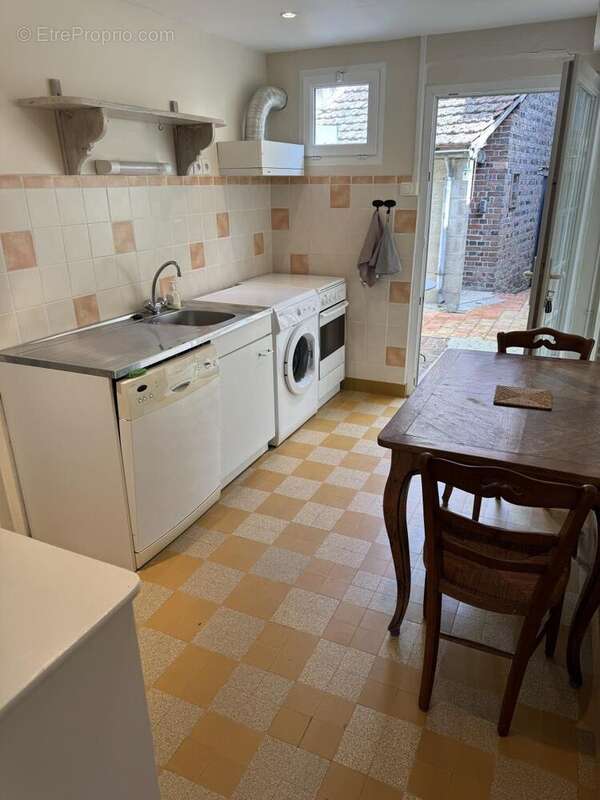Maison 150 m² à Saint-Julien-Le-Faucon  - photo 7