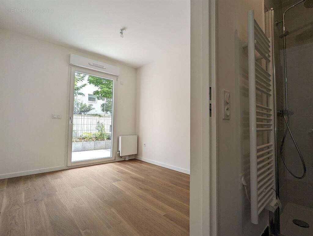 Appartement à SURESNES