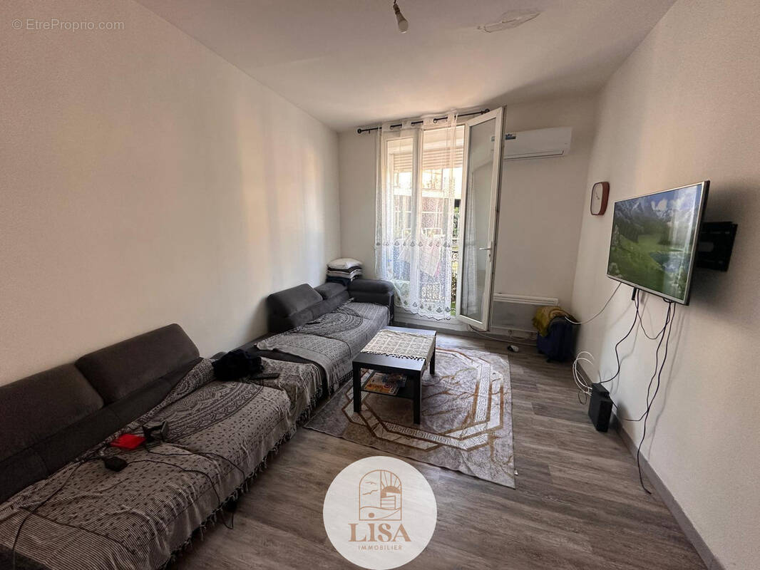Appartement à MARSEILLE-9E