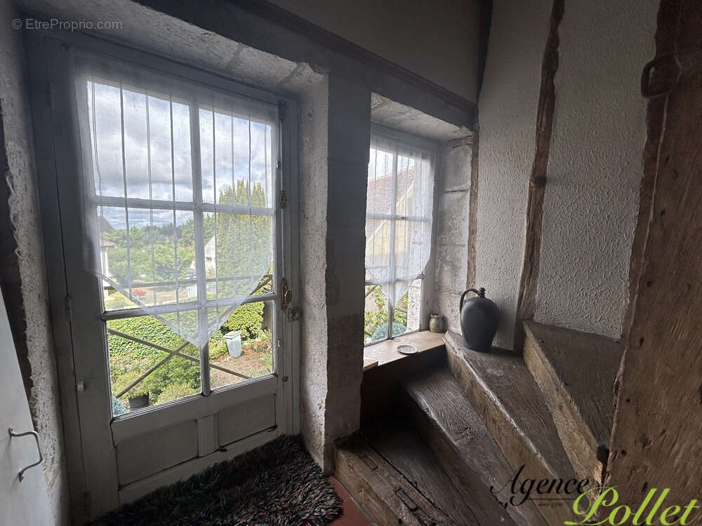 Maison à AUTRY-LE-CHATEL