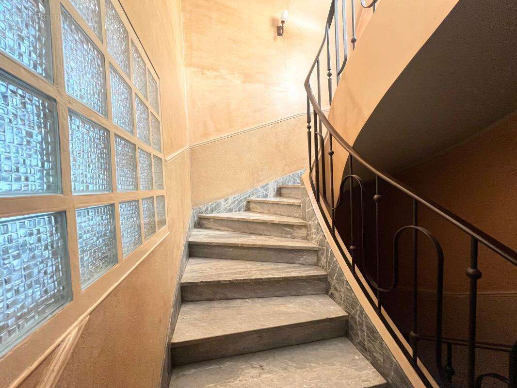 Maison à PLOUMOGUER