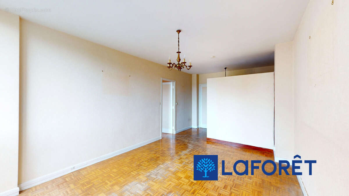 Appartement à ATHIS-MONS