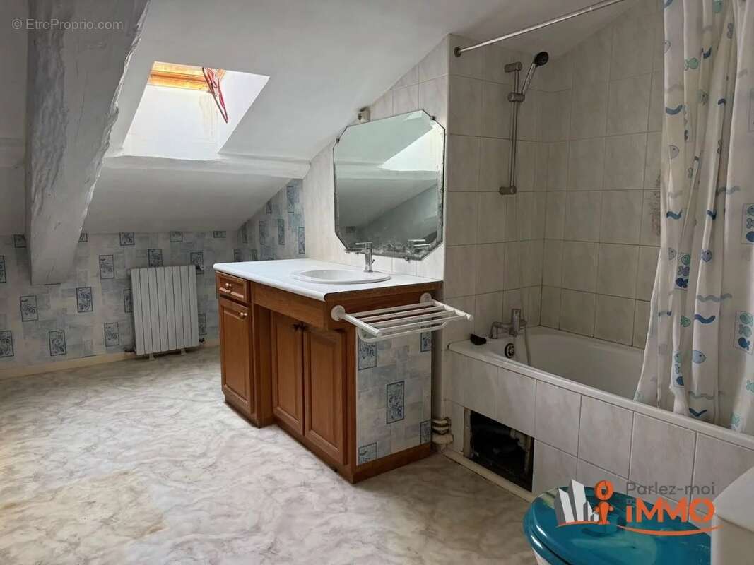 Appartement à SAINT-ETIENNE