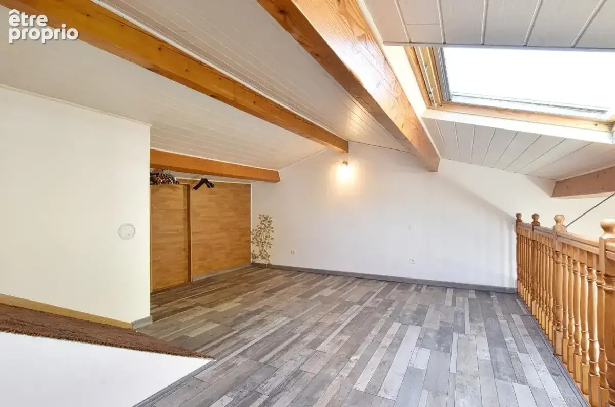 Villa de plain-pied avec piscine et appartement indépendant au calme - photo 16