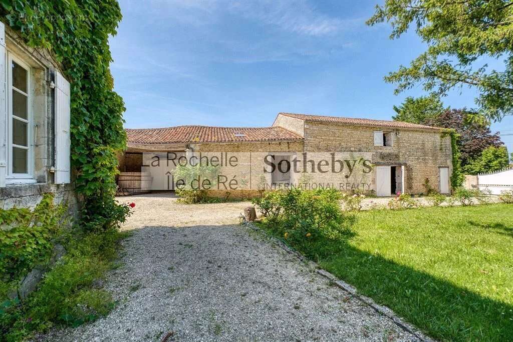 Maison à THAIRE