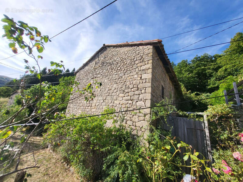 Maison à ISSAMOULENC