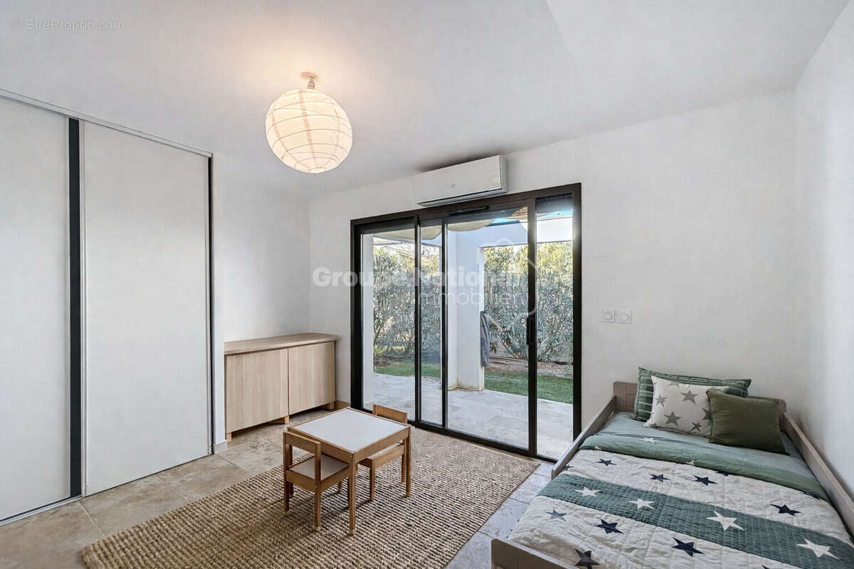 Maison contemporaine de plain-pied 130 m² Jardin & prestations premium Montfavet - photo 10