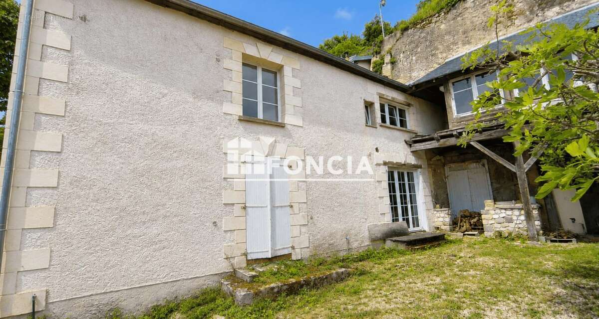Maison à NAZELLES-NEGRON