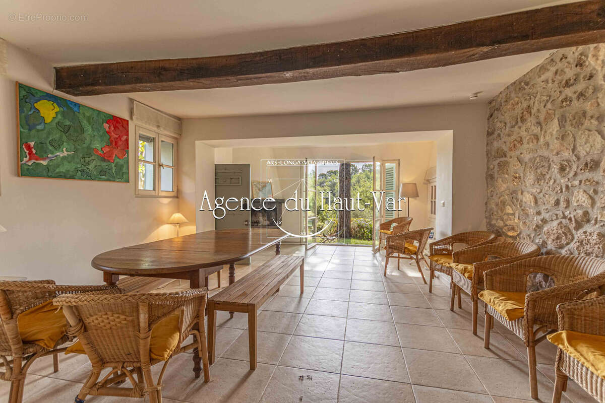 Maison à FAYENCE