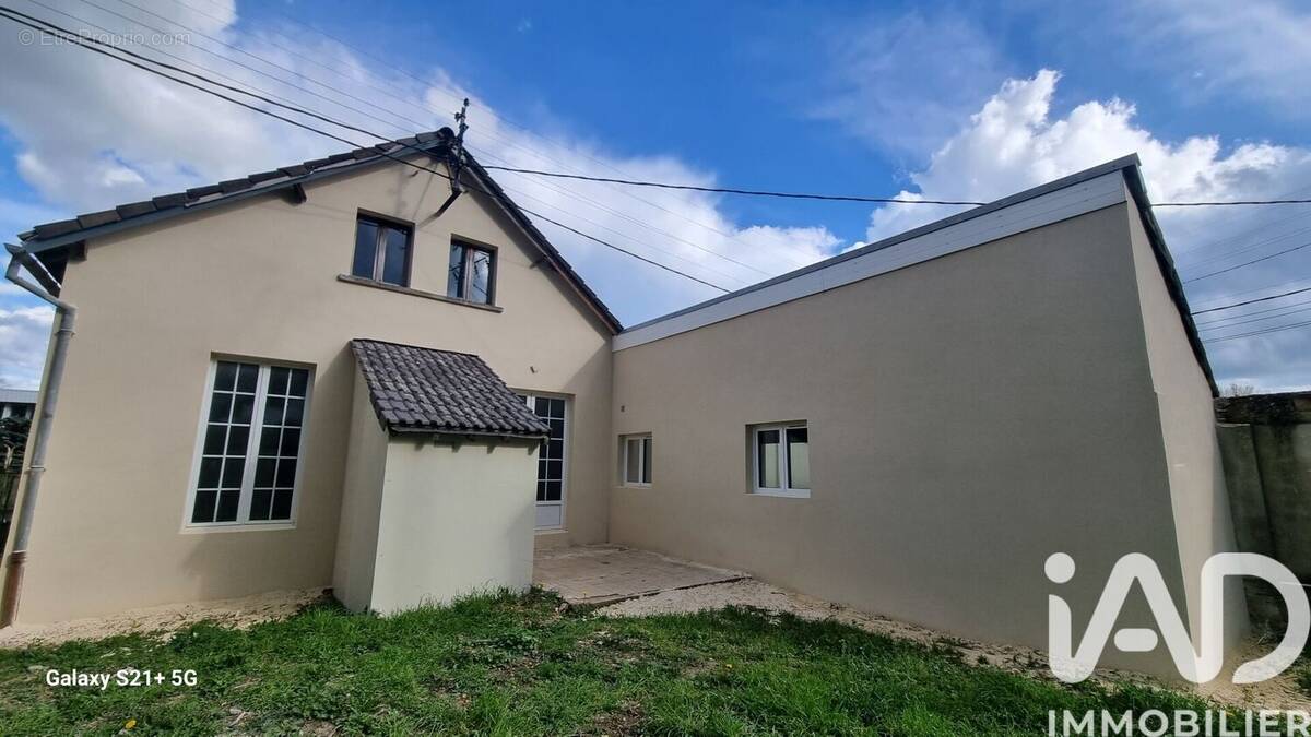 Photo 1 - Maison à CHATEAU-RENARD