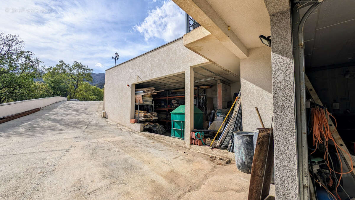 Maison à VILLELONGUE-DELS-MONTS