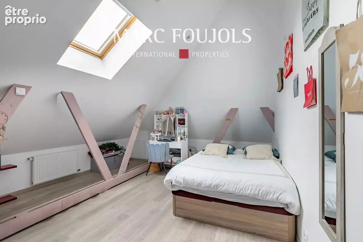 Maison familiale avec piscine et jardin plein sud - photo 15