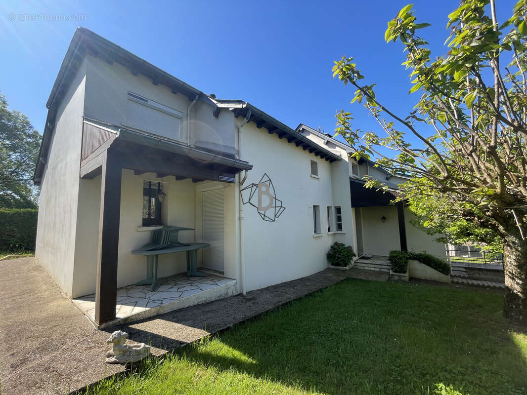 Maison à REQUISTA