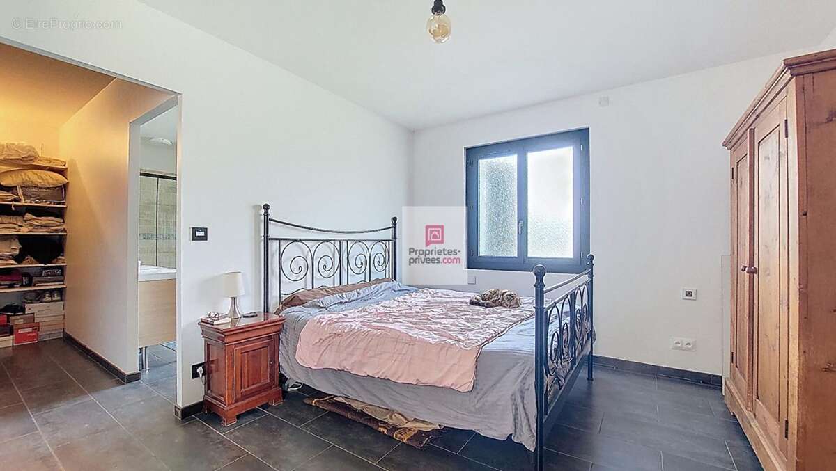 Maison à ROUFFIGNAC-SAINT-CERNIN-DE-REILHAC