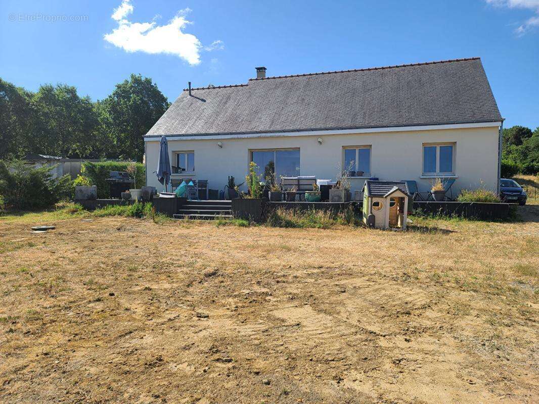 Joli pavillon de plain-pied - VERNOIL LE FOURRIER (49390) - photo 11