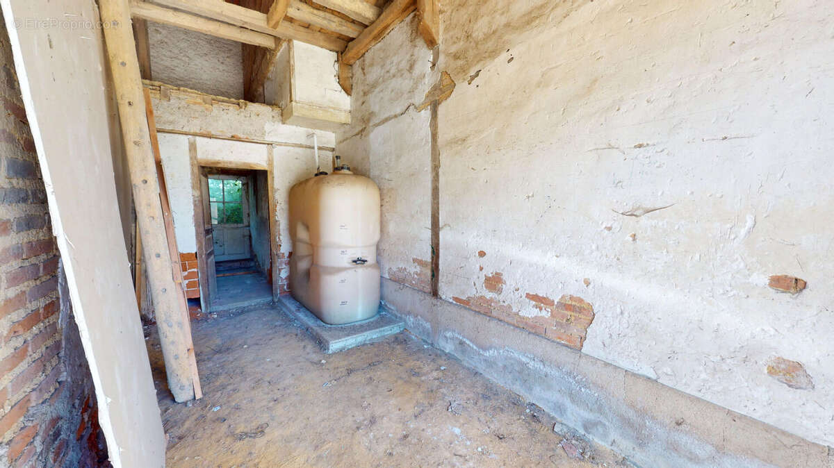 Maison à BRINON-SUR-BEUVRON