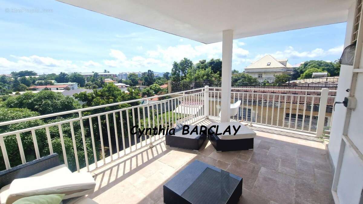 Maison à SCHOELCHER