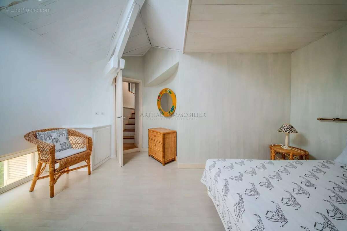 Appartement à ROQUEBRUNE-CAP-MARTIN