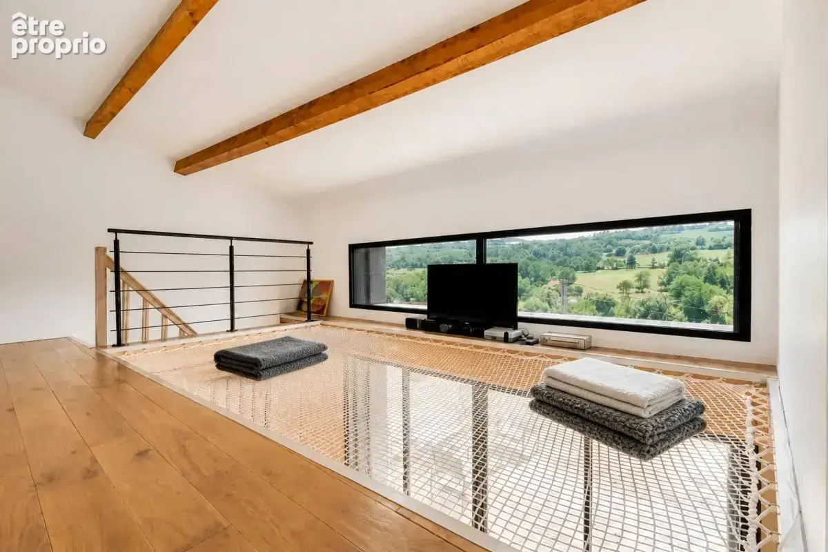 Maison de caractère entièrement rénovée – 173 m² – Terrain de 1 100 m² – Romagnat - photo 7