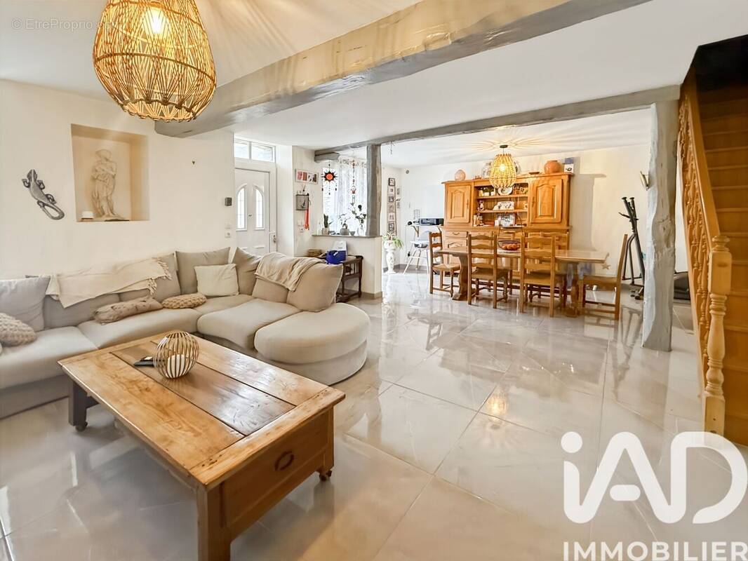 Photo 1 - Maison à SAINT-SEROTIN