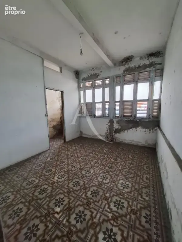 Immeuble à réhabiliter Saint Esprit 7 pièce(s) 166 m2 Affaire à SAISIR !!!!!! INVESTISSEURS - photo 12