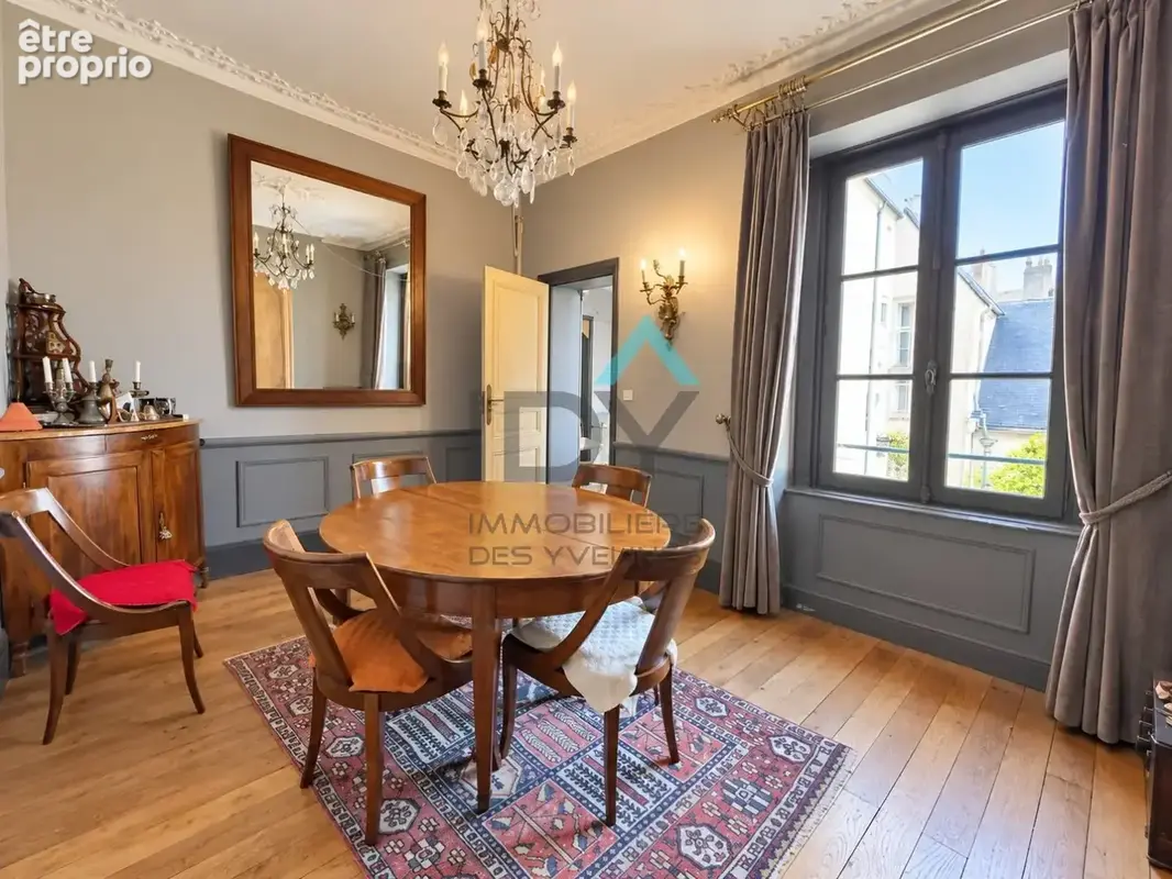 SAINT GERMAIN EN LAYE - appartement 3 chambres et un bureau dans un hôtel particulier proche Château - photo 2