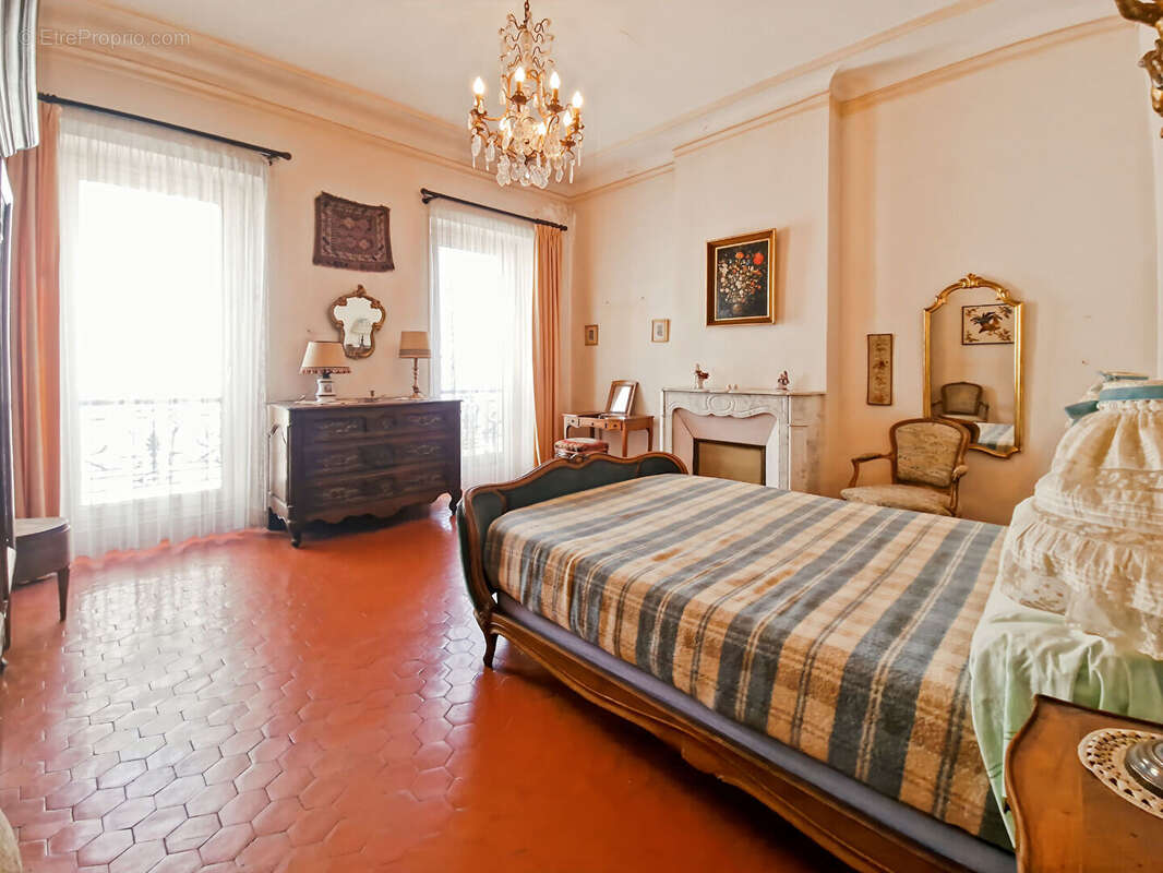 Appartement 135m² à marseille 7e arrondissement - photo 12