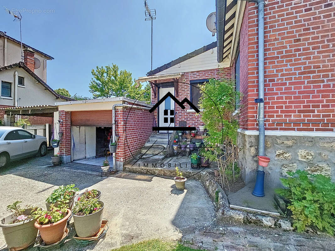 Maison à CLERMONT