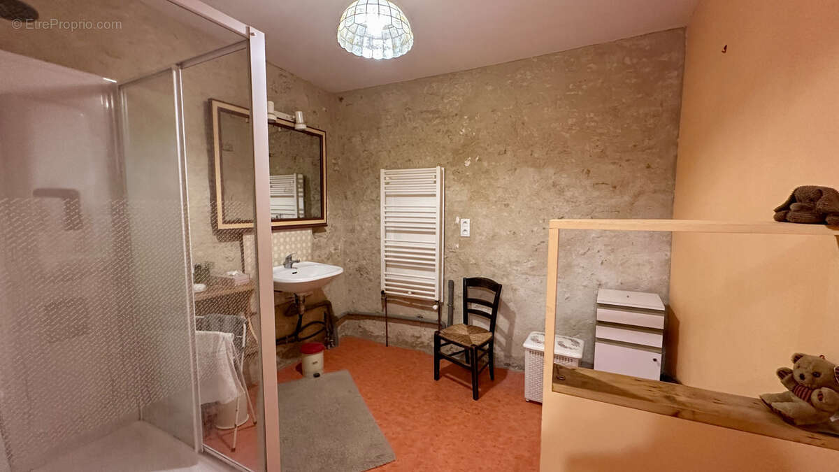 Maison à RENCUREL