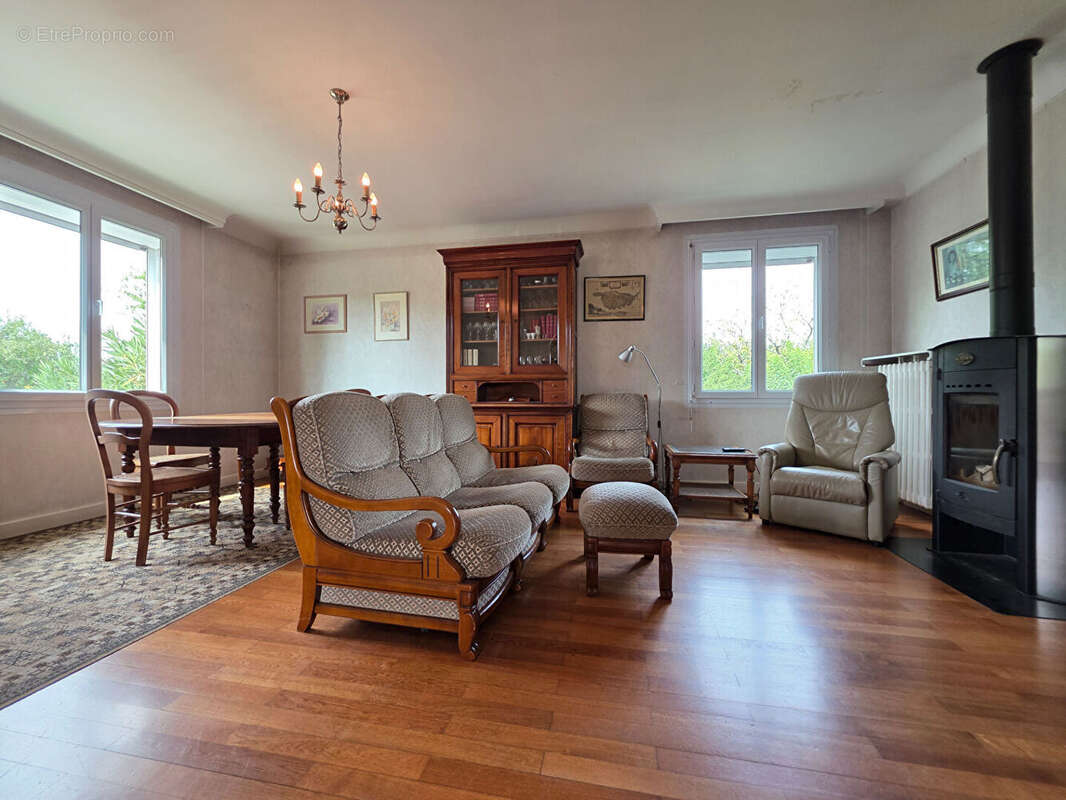 Maison à ROMANS-SUR-ISERE