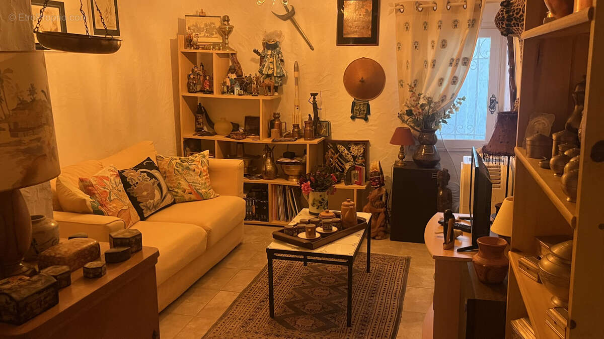 Maison à ROQUEBRUNE-SUR-ARGENS