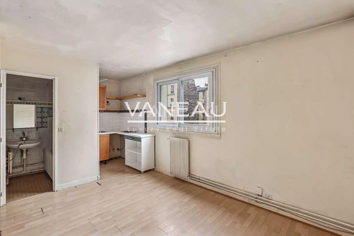 Appartement à PARIS-18E
