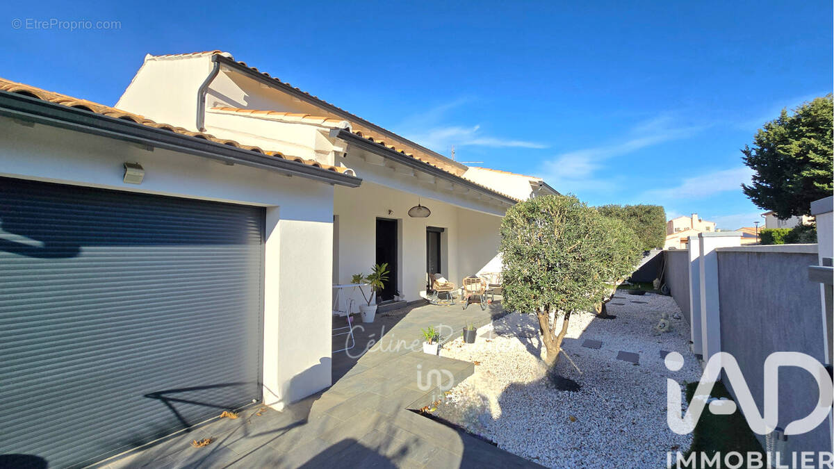 Photo 1 - Maison à MILHAUD