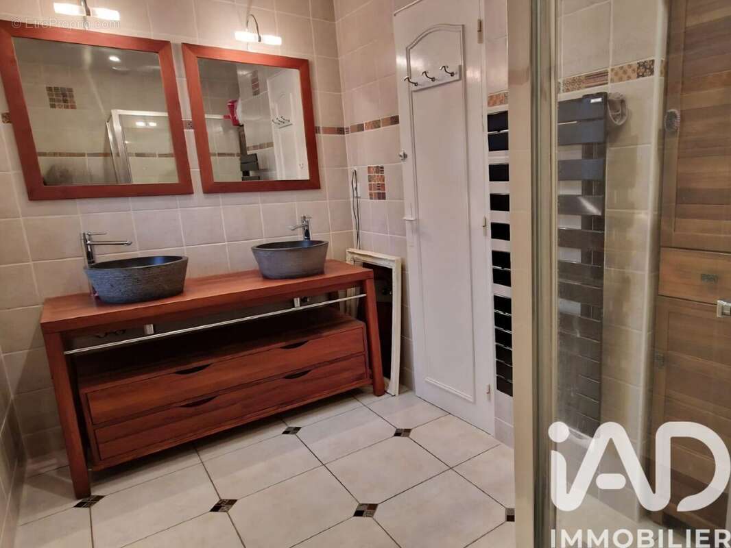 Maison 105 m² à Clos-Fontaine  - photo 3