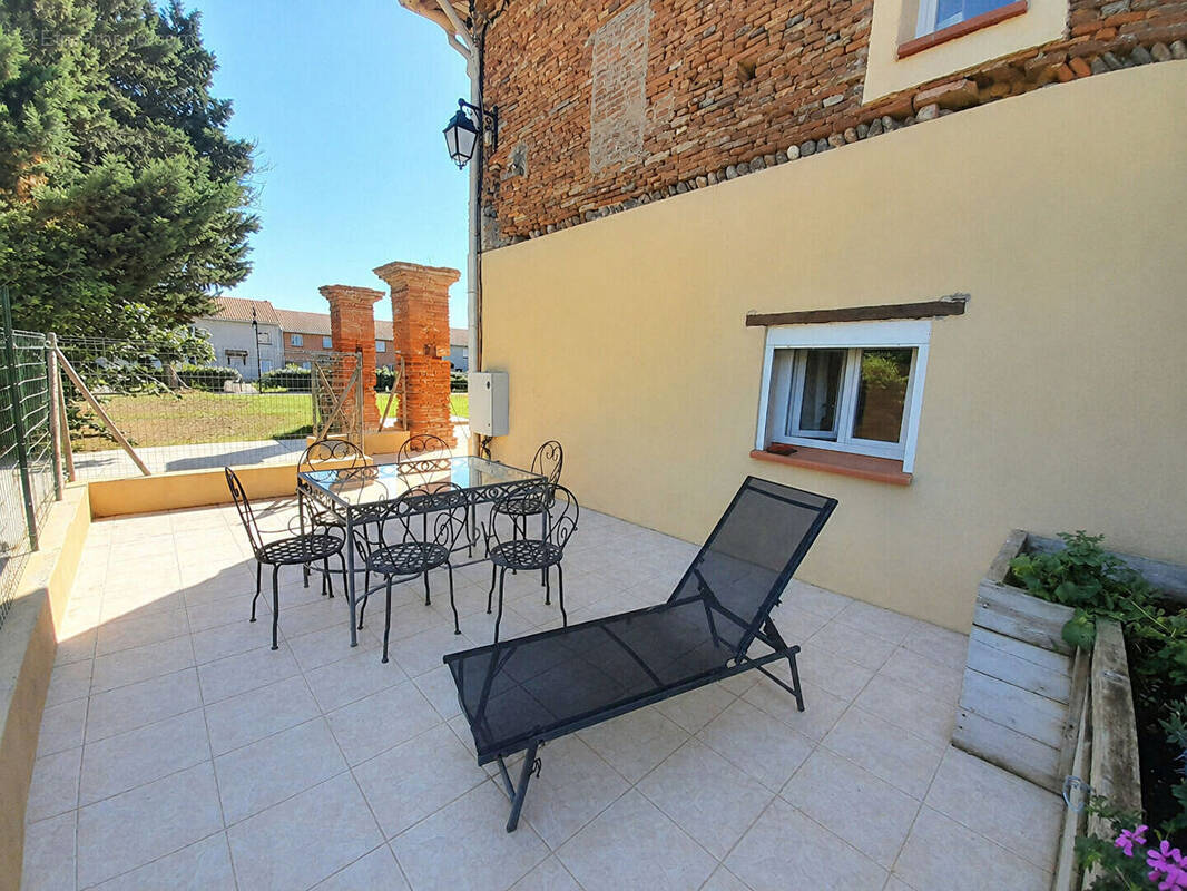 Appartement à SAINT-CEZERT