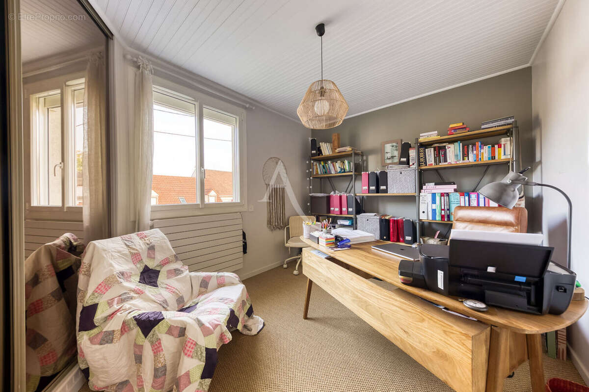 Maison à OZOIR-LA-FERRIERE