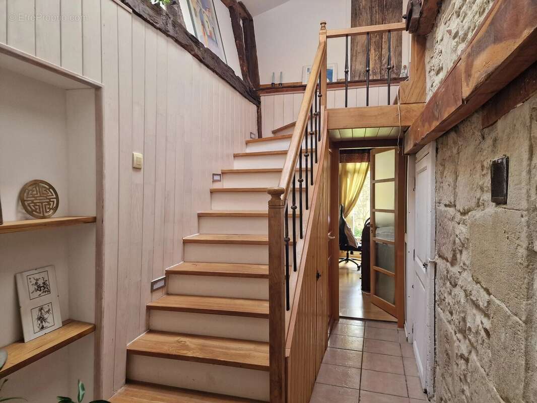 Maison à LAUZUN