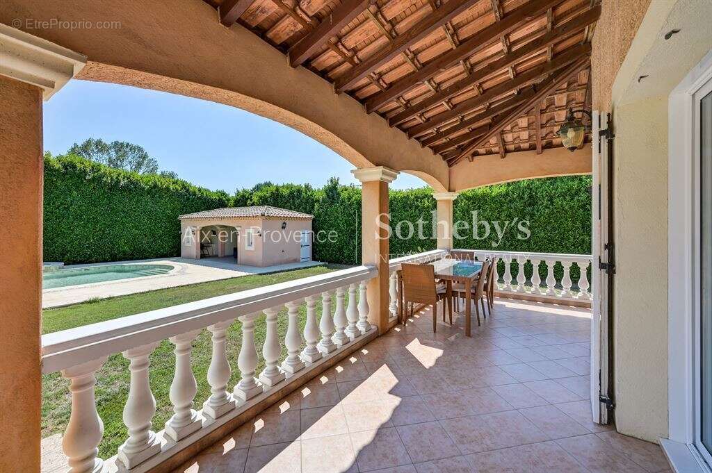 Maison à BOUC-BEL-AIR