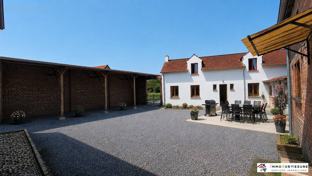 Maison à REBREUVIETTE