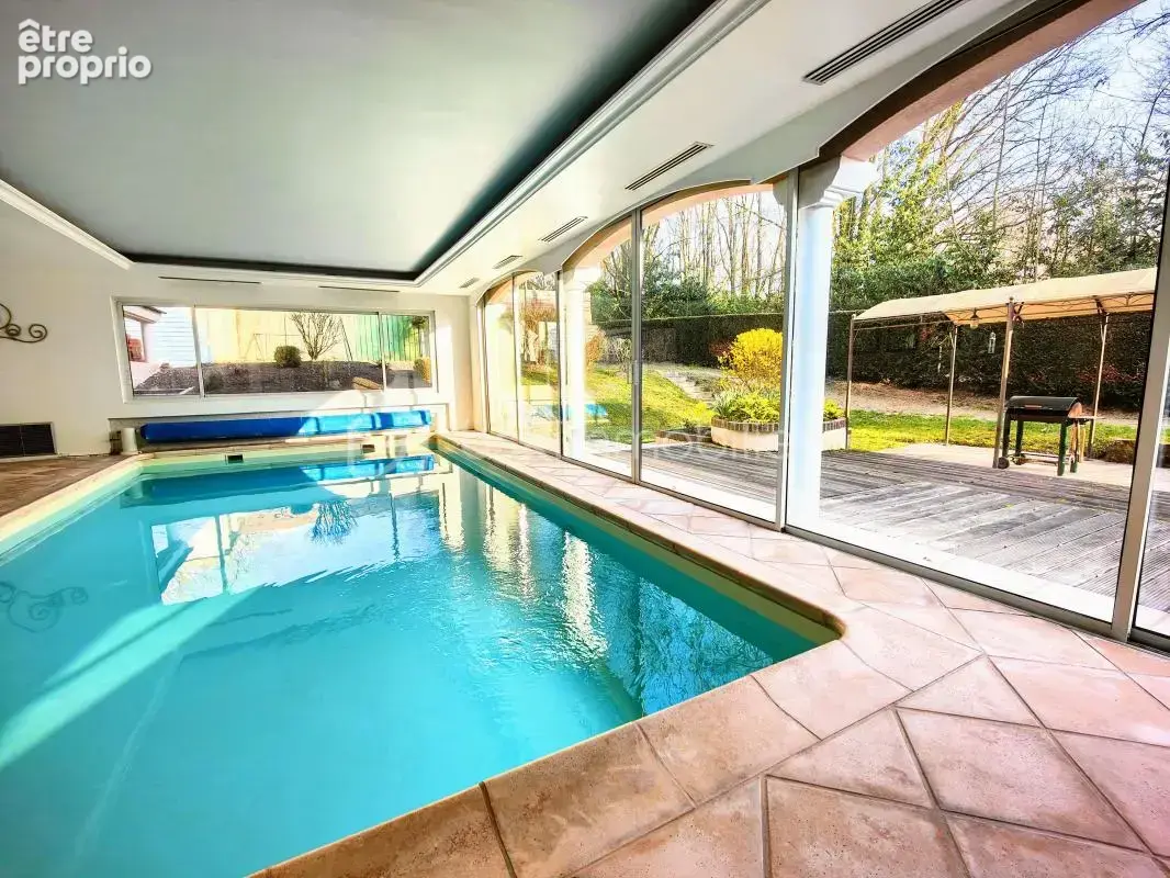 Au calme, grande maison familiale 6 ch av jardin clos arboré, terrasse et piscine couverte - photo 20
