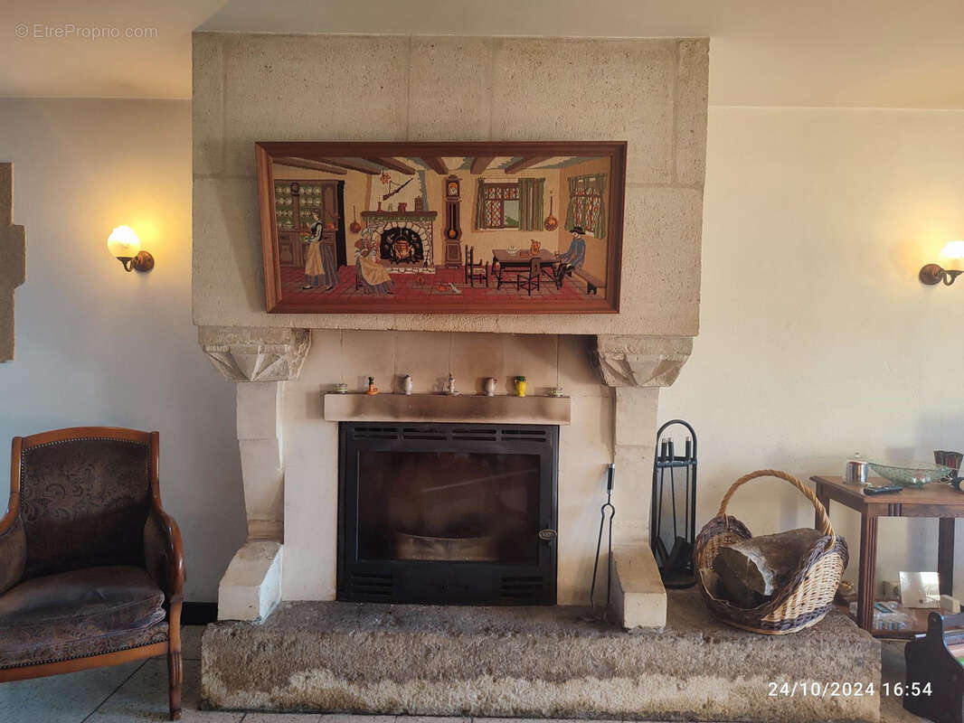 Maison à LA CHARTRE-SUR-LE-LOIR